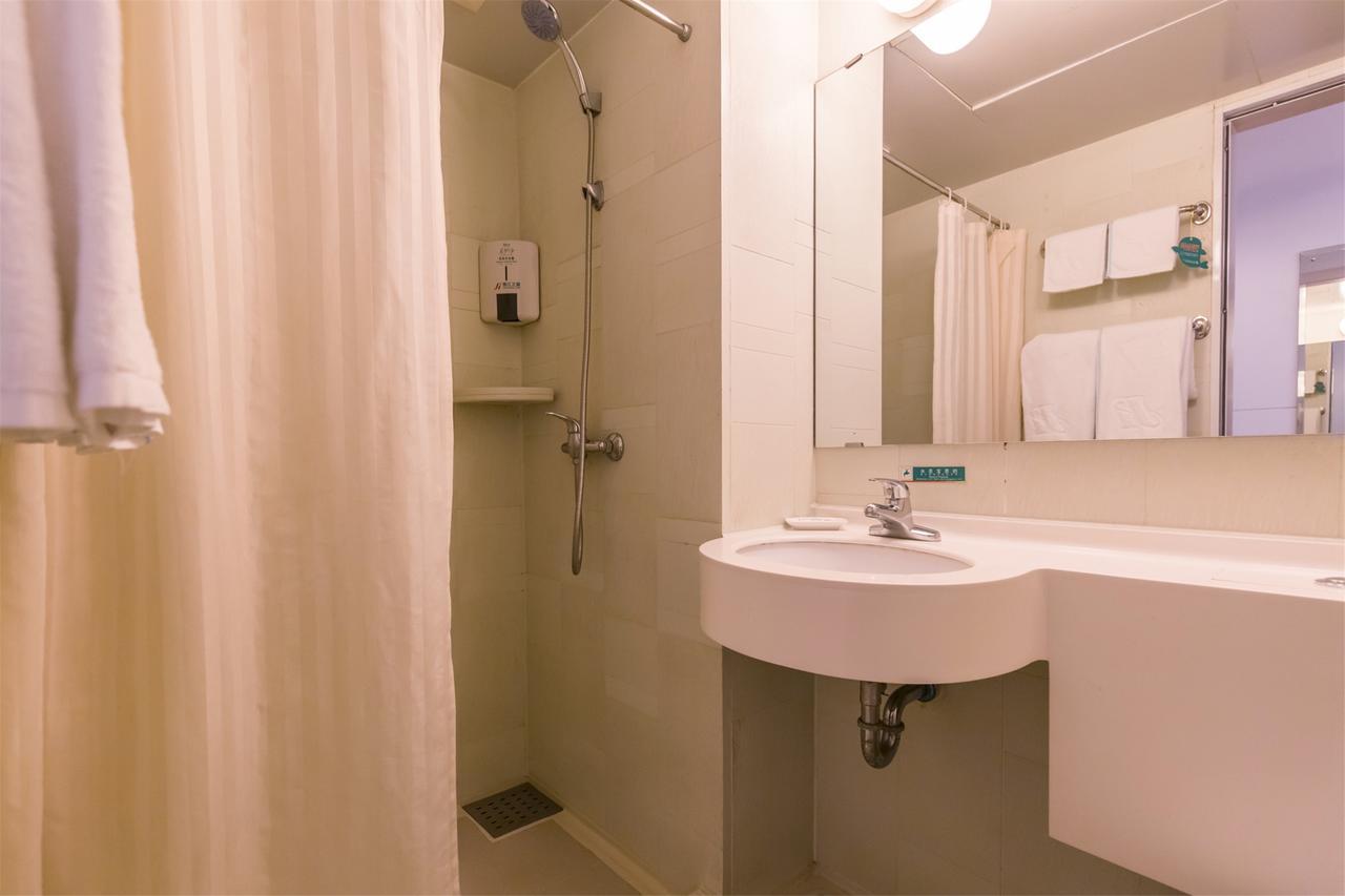 Jinjiang Inn Wanda Plaza Hotel Taiyuan Street Shenyang Exterior photo